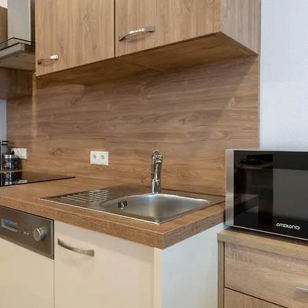Haus Leona Apartment