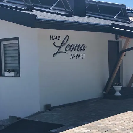 Apartment Haus Leona